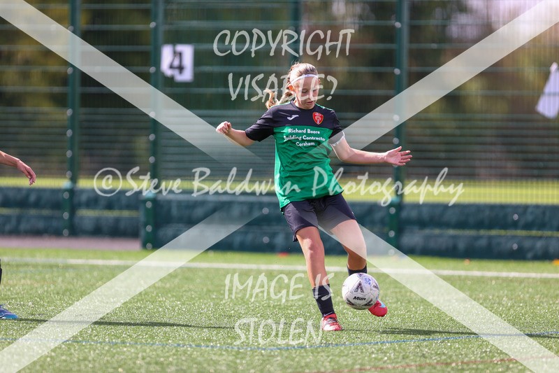 1DX30689 - 2025-09-13 FC Abbey Meads U13 Blue Girls V AFC Corsham U13 Pumas