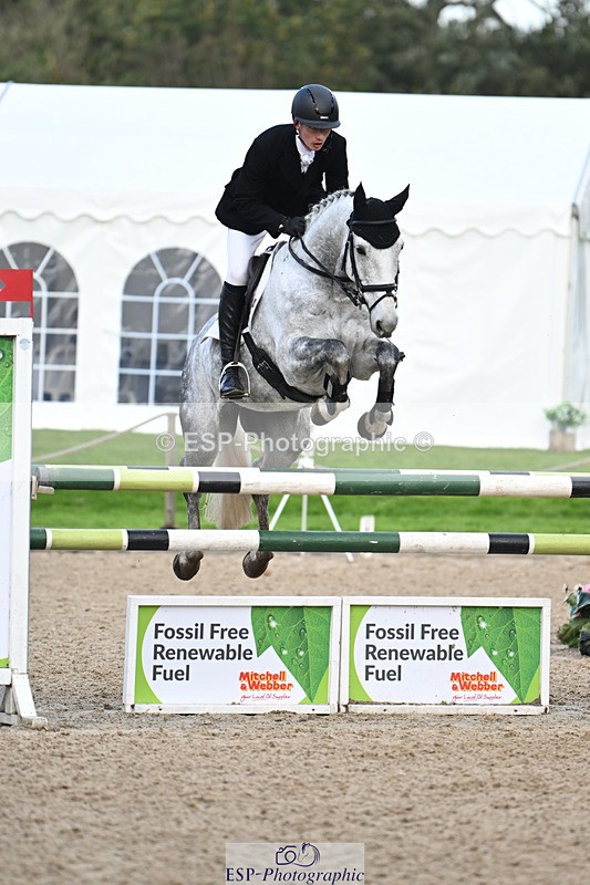 241025-130436-07874 - 236-Musa.Hussain-LIQUID.LUCK