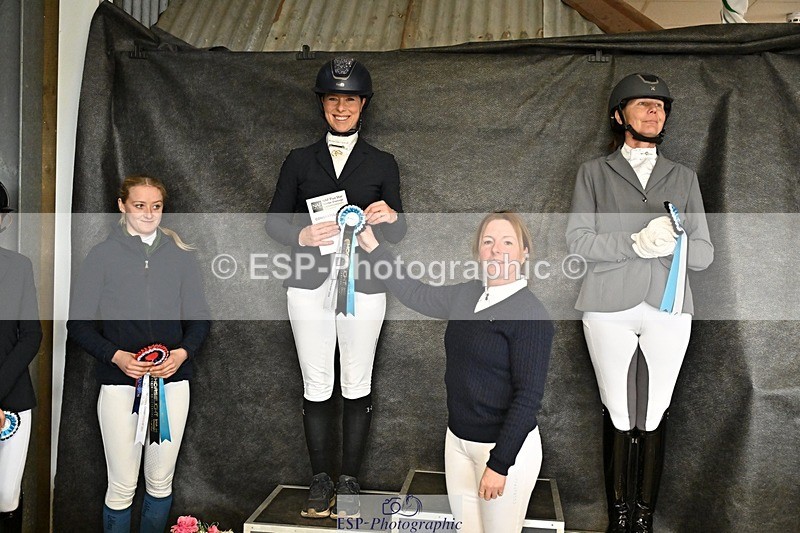260214-143937-04387 - Cls 16 Medium Gold Presentations