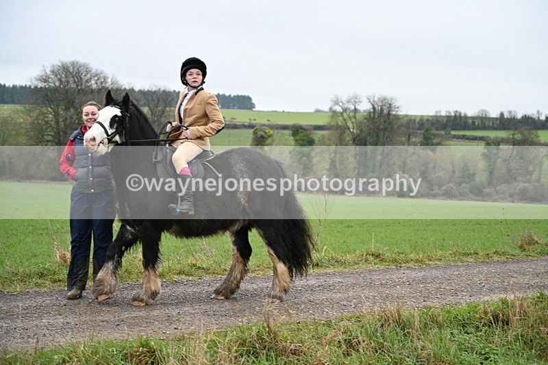 WJ7_9699 - Walk out..