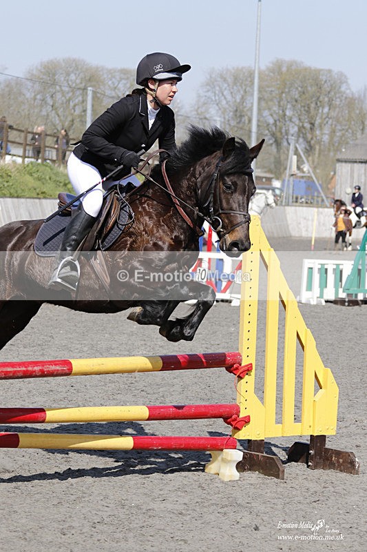 _EST1051 - Bourne Valley Riding Club Winter Showjumping 27/03/22