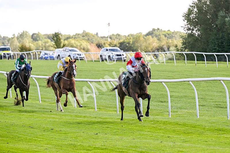 080926-Race 2-Queen Sana-1877 - Race 2 2.28pm Racing TV Club Day Restricted Maiden Stakes