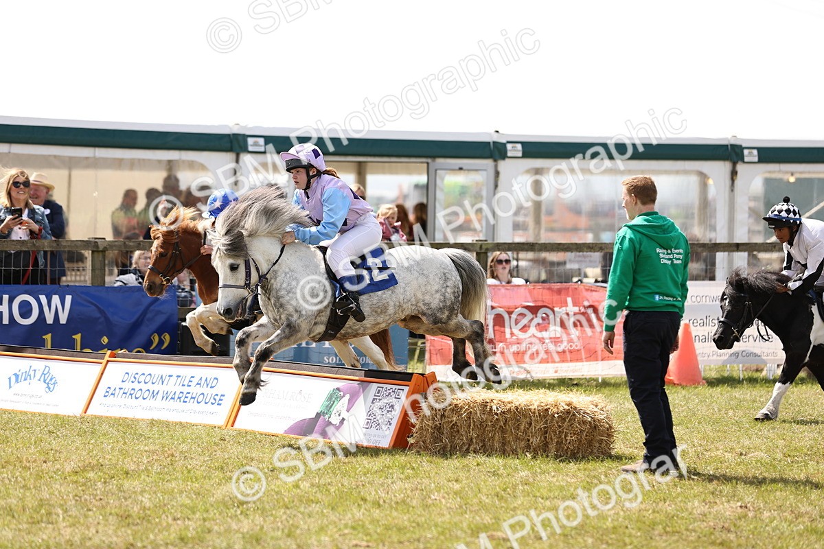 SBM_16604 - Dinky Derby