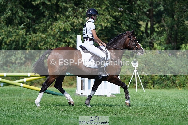 240811A-121246-02838 - 123-