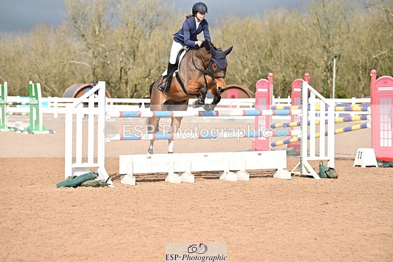 240224A-120900-03573 - Cls 11 Snr 1.05m and 1.10m Open