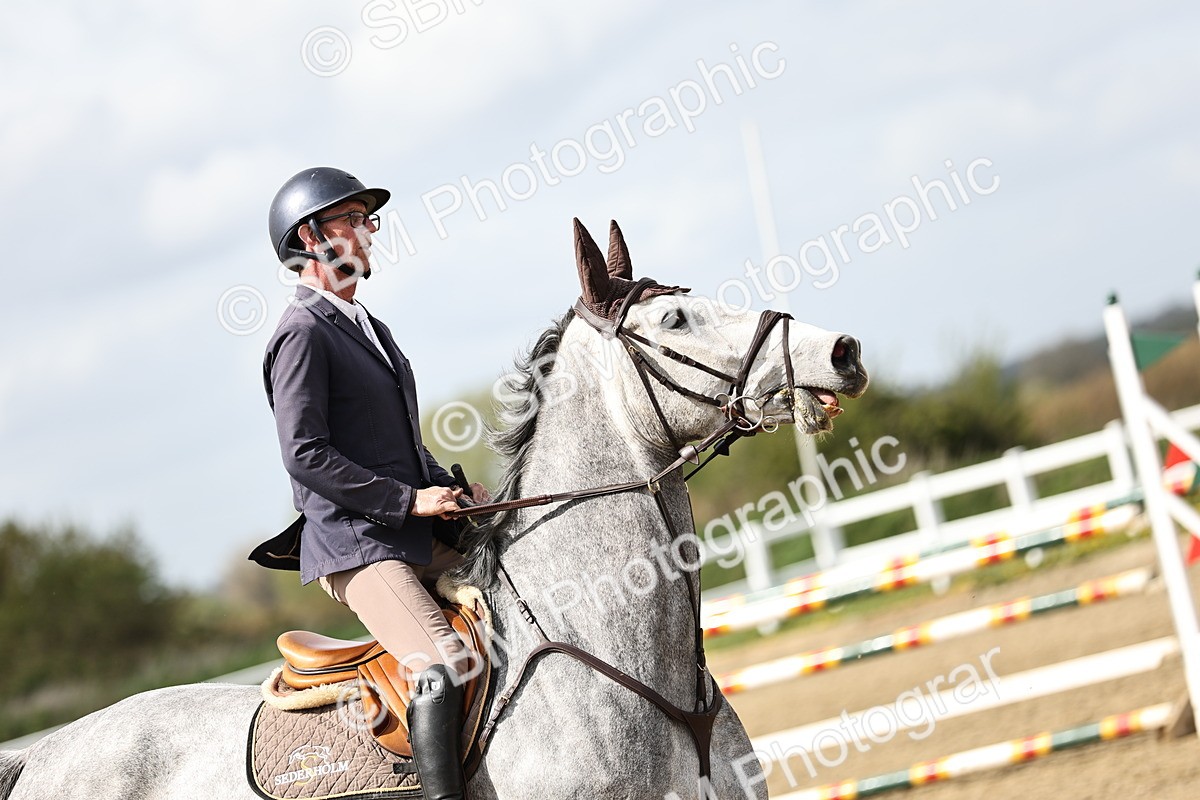 SBM_001190 - Class 4 - Senior Newcomers - 1.10m