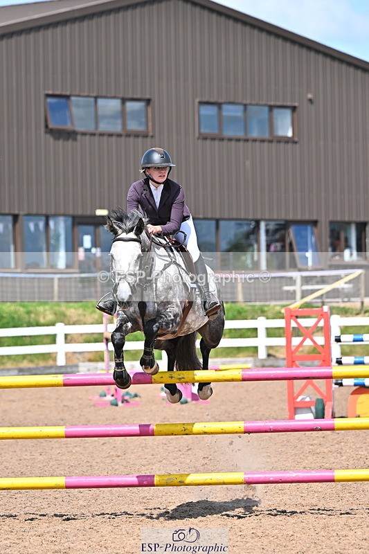 240619A-154424-00947 - Cls 5 Snr Foxhunter and 1.20m Open