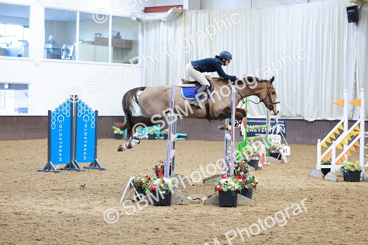 SBM_003593 - Class 11 - Senior Newcomers/ 1.10m Open