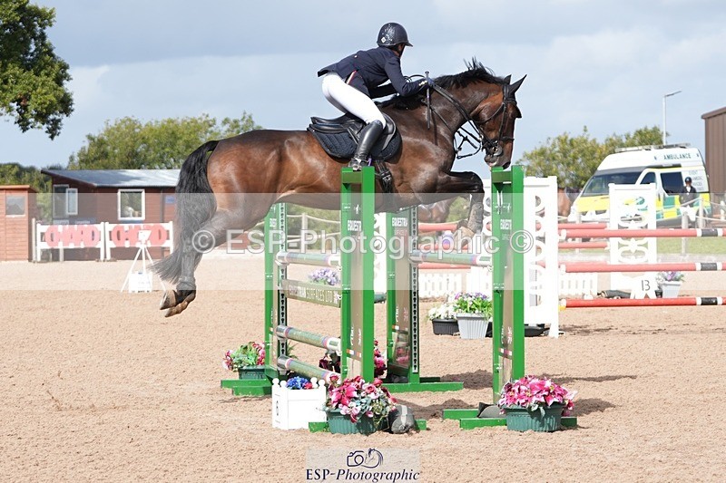 250913-115449-06777 - Cls 15 Snr Foxhunter