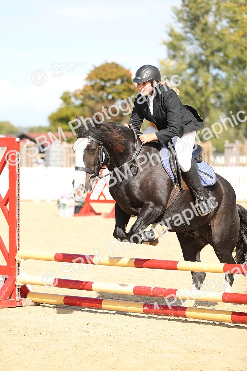 SBM_04628 - J28 - Senior Horse & Pony 60cm Championships