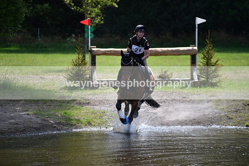 WJ5_5919 - Tweseldown 3-Phase Training (XC) 19-05-25
