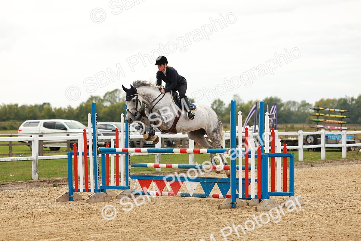 SBM_001653 - Class 4 - Senior Newcomers - 1.10m