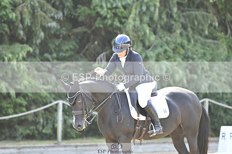 250810A-100601-04774 - 064-Amy.CoxPretty.Picture