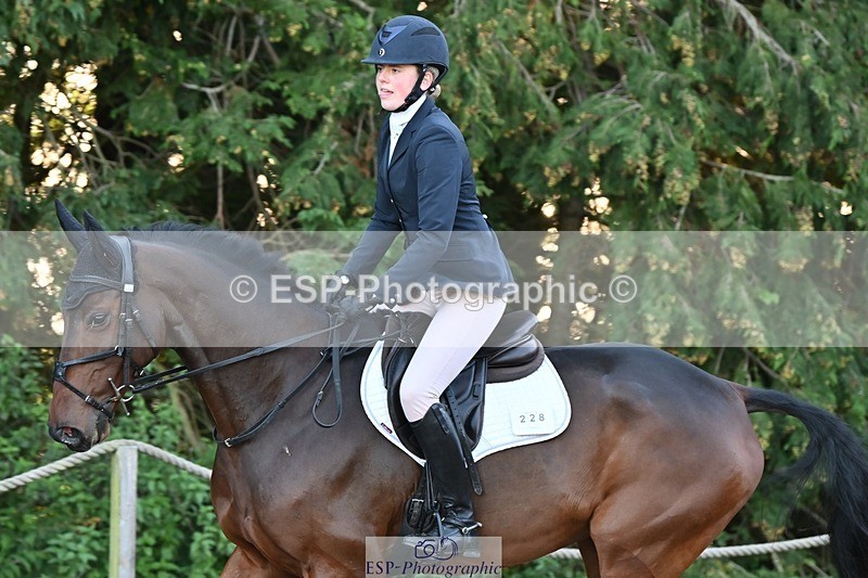 231022-094134-23050 - 228-CHEVALIAN.DUCATI-Hannah.Hobhouse-SJ