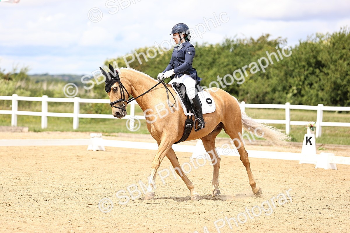 SBM_002990 - Class 2 - Novice 4 - 12.00-13.10