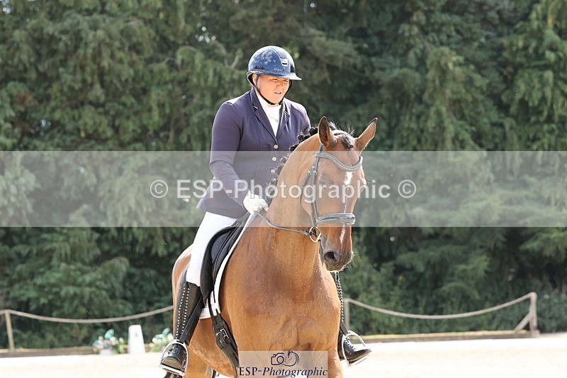 250809A-152517-04560 - 156-Emily.FarleighY.Not.Hugo