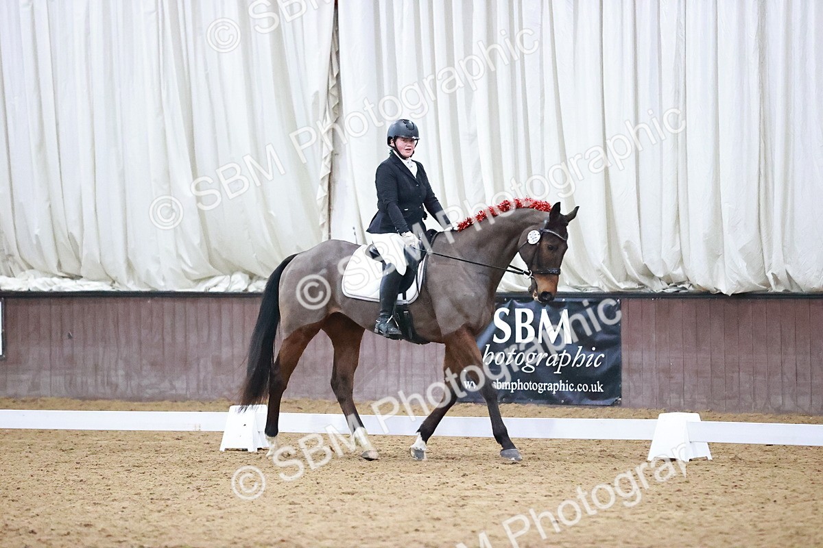 SBM_001713 - Class 9 - Novice 4