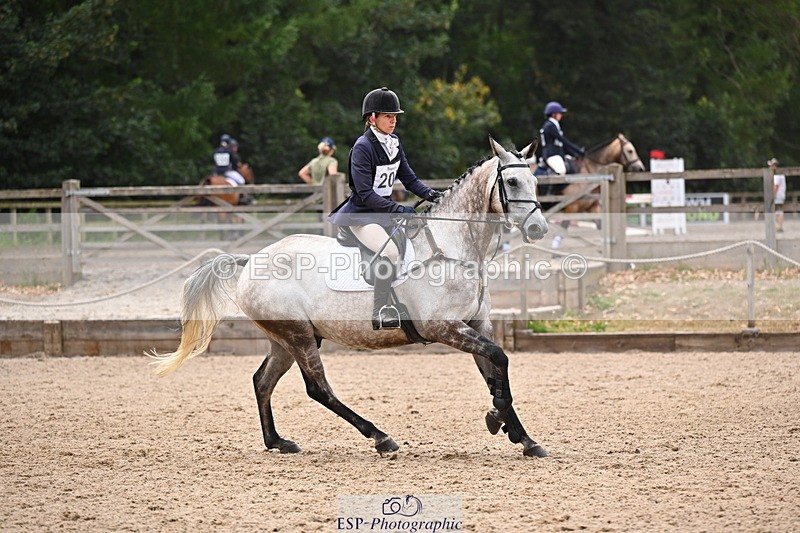 250802A-135905-05677 - E-205-Holly.Wright-MINACKS.LAD