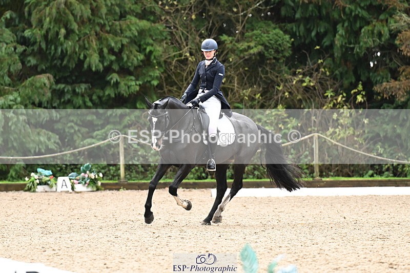 251023A-122332-02220 - B-144-Annabel.Carthy