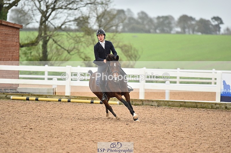 231028A-132058-01669 - Cls 4 Newcomers & 1m Open