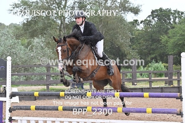 BPP_2300 - CLASS 4 Senior Newcomers/ 1.10m Open