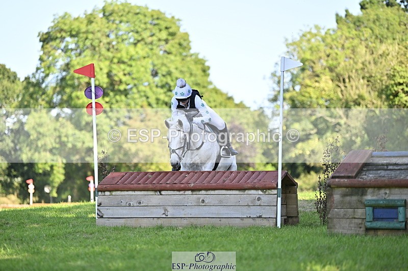 240811A-171720-06816 - 462-