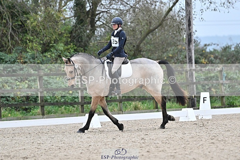 241103-150045-02694 - Novice 1 - 14.44 to 16.08