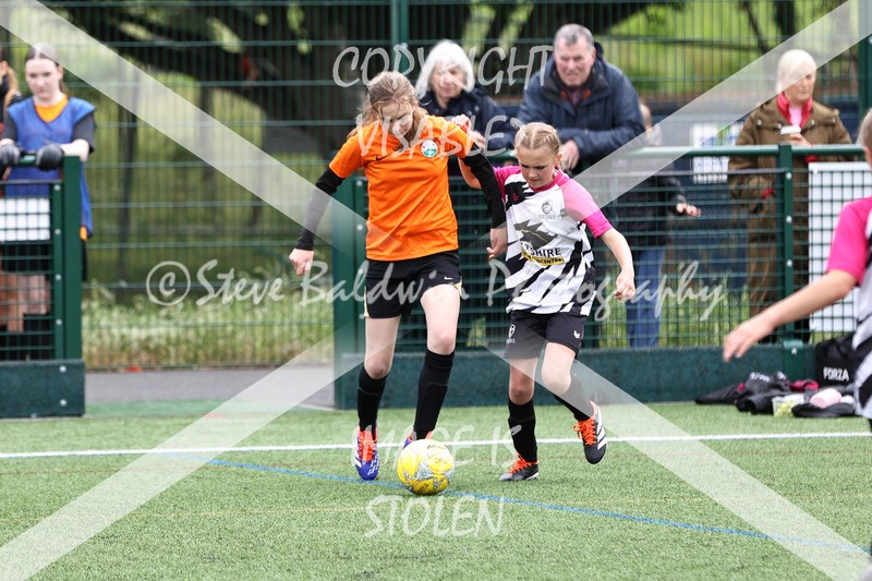 1DX31971 - Sat 6th U12 Girls