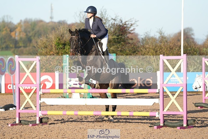 251108-084244-01810 - Cls 9 British Novice and 90cm Open