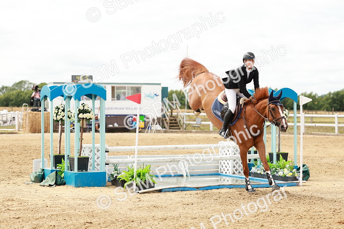 SBM_018884 - Class 21 - Senior Newcomers Championship 2d Rd