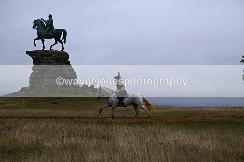 DSC_2220 - Time at Statue 12:34 to 12:56