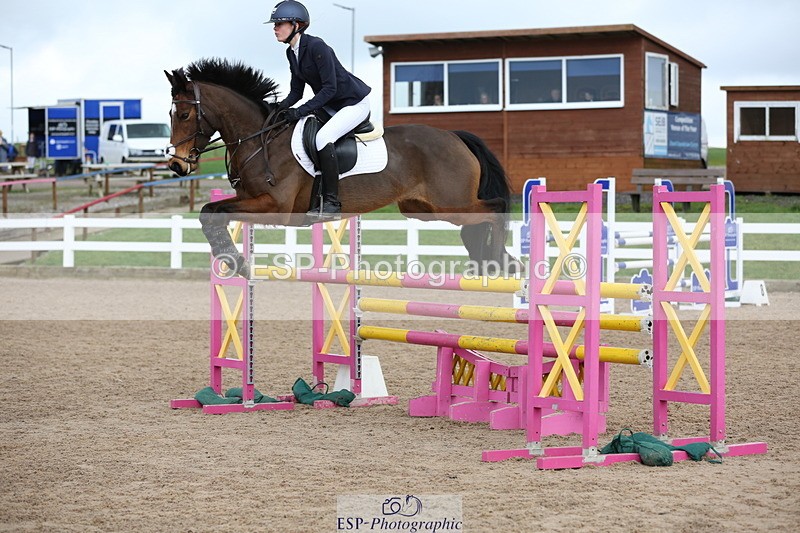 240211A-122328-02665 - Cls 6 Pony Foxhunter & 1.10m Open