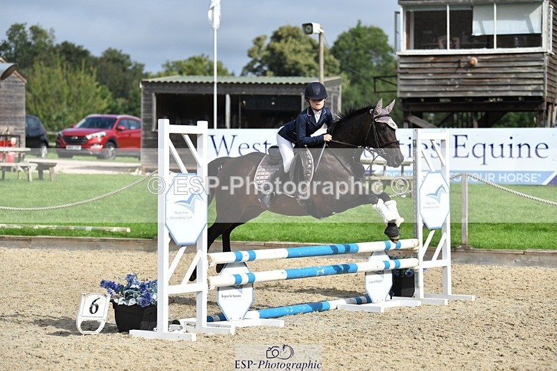 230820-100638-00143 - 70cm - Round 1