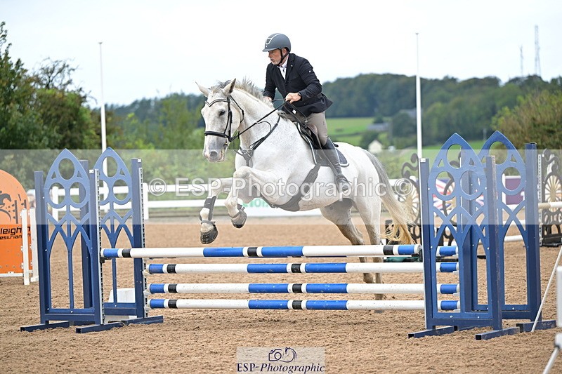 240925A-104539-00111 - Cls 1 British Novice and 90cm Open