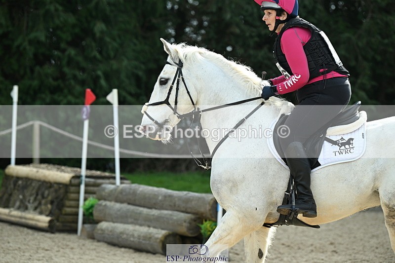 250309A-101050-00404 - Cls 01 70cm 09-50 to 10.30