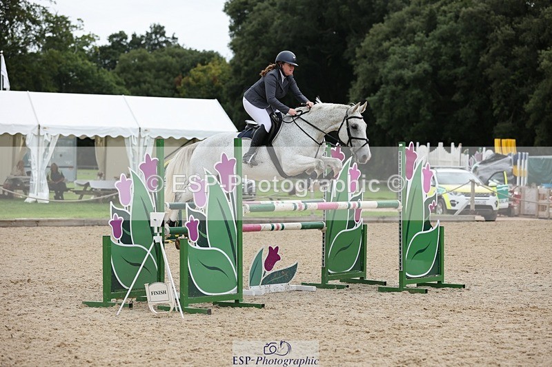 240817-152705-02626 - 06A Snr Fox 1.20m open