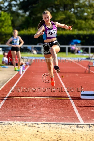 Age25SAT-927530 - Field Female Set Two