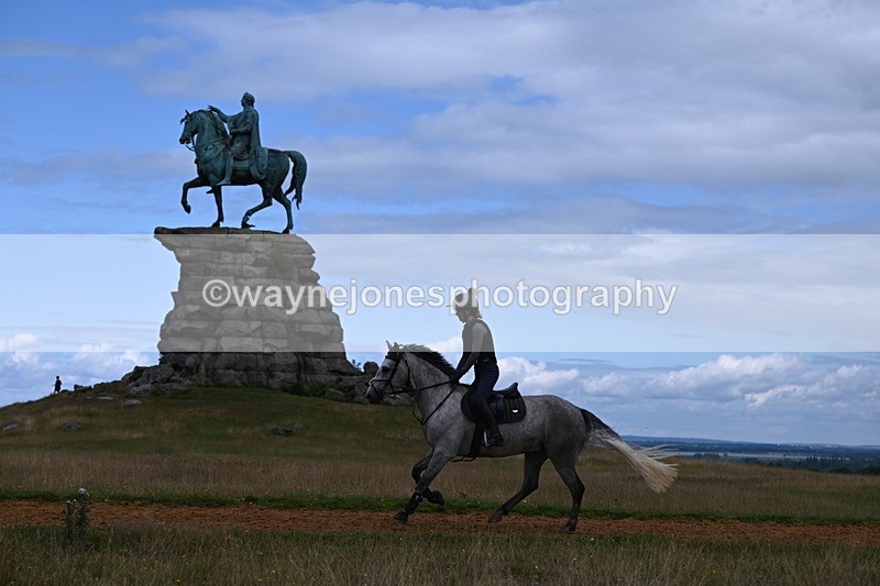 DSC_8392 - Time at Statue 13:52 to 14:33