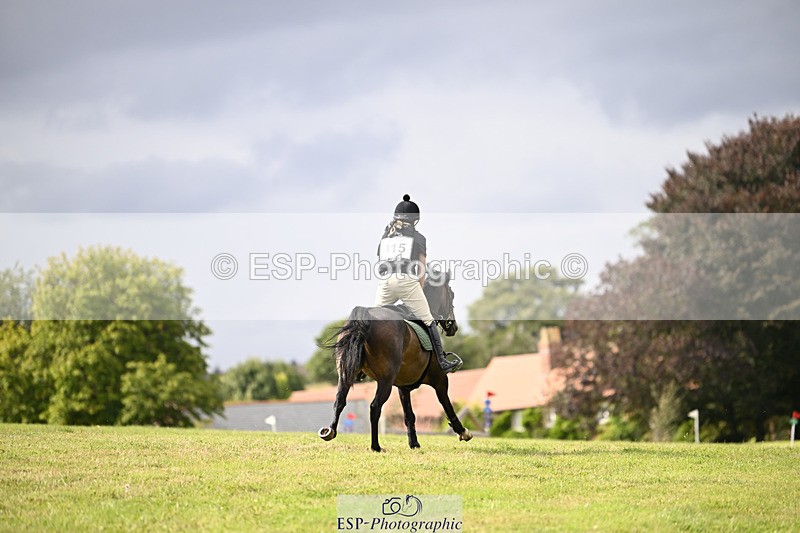 240825X-153525-36082 - 80cm XC 15.30 to 16.30