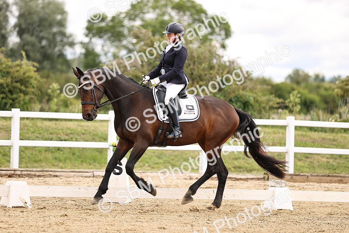 SBM_002002 - Class 2 - Novice 4 - 10.36-11.39
