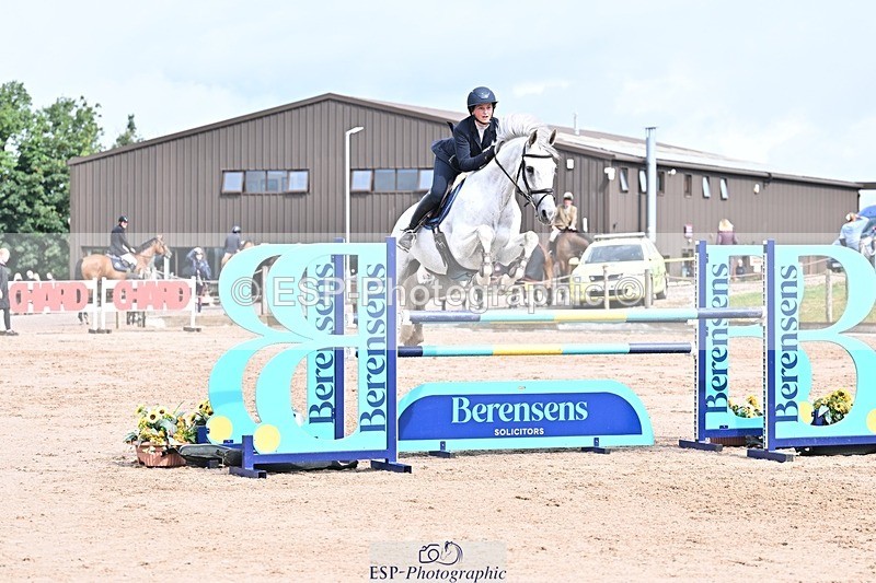 250731-103357-00391 - Cls 02 Snr Fox 1st Rnd