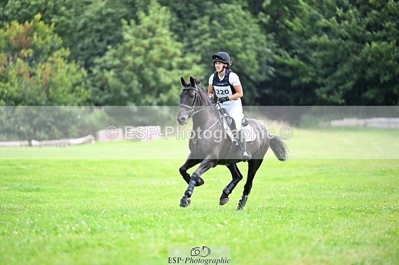 240803-142814-07557 - 220-Eleanor_Newcombe-MR_DARCY