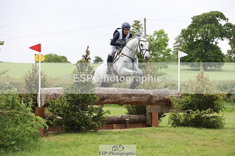 240525-145548-16439 - 207-IE_MR_MCGREGOR-Will_Furlong