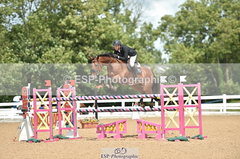 230723A-132552-12058 - Cls 24, 1 Star Gold 1.30m