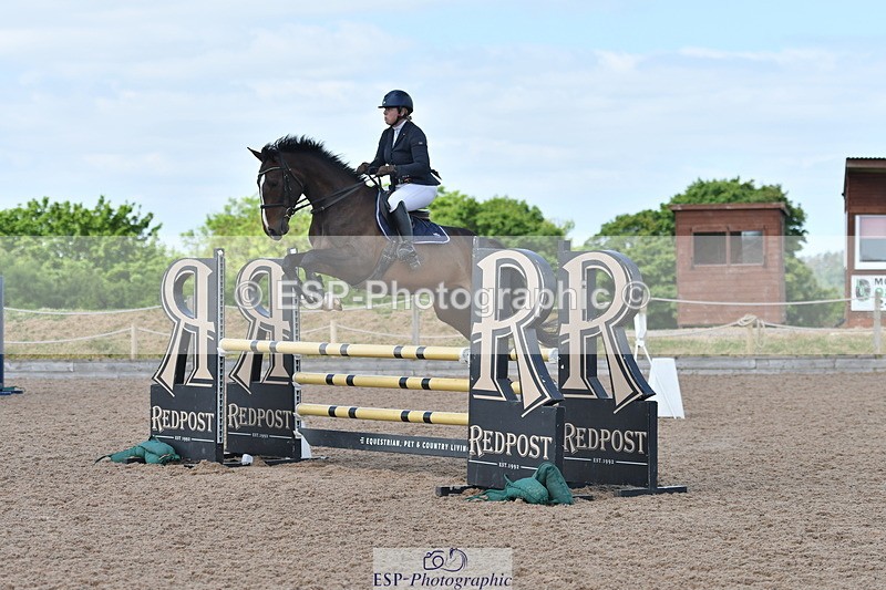 240609A-113004-04591 - Cls 17 Snr 1.05m Open