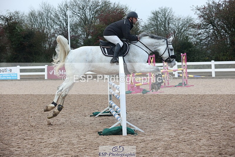 231112A-094452-03053 - Cls 17 Blue Chip Novice Winter Qualifier