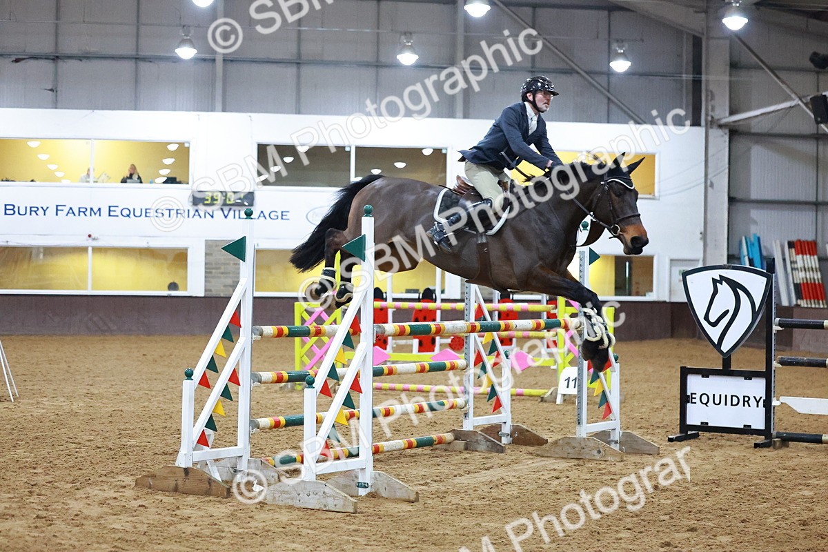 SBM_002302 - Class 5 - Senior Foxhunter 1.20m