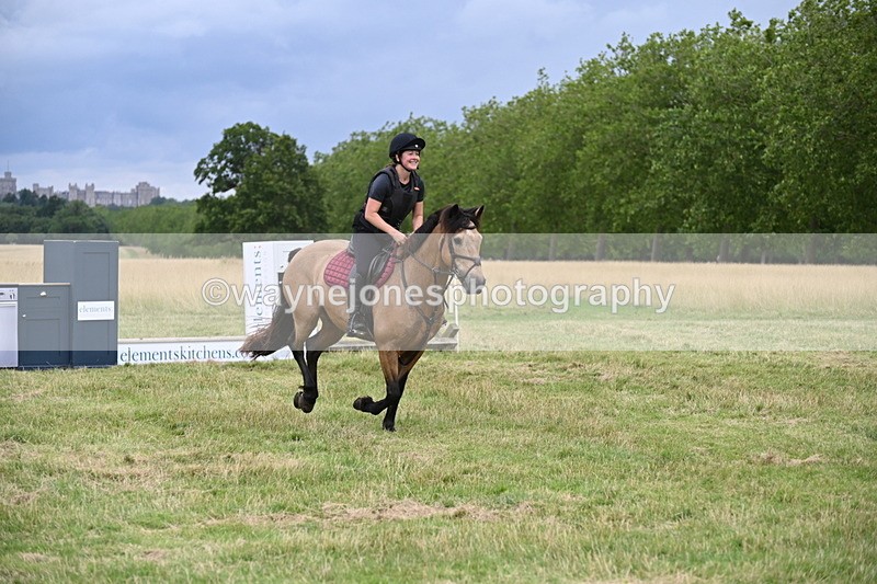 WJ6_3074 - Time at Jump 11:06 to 11:40