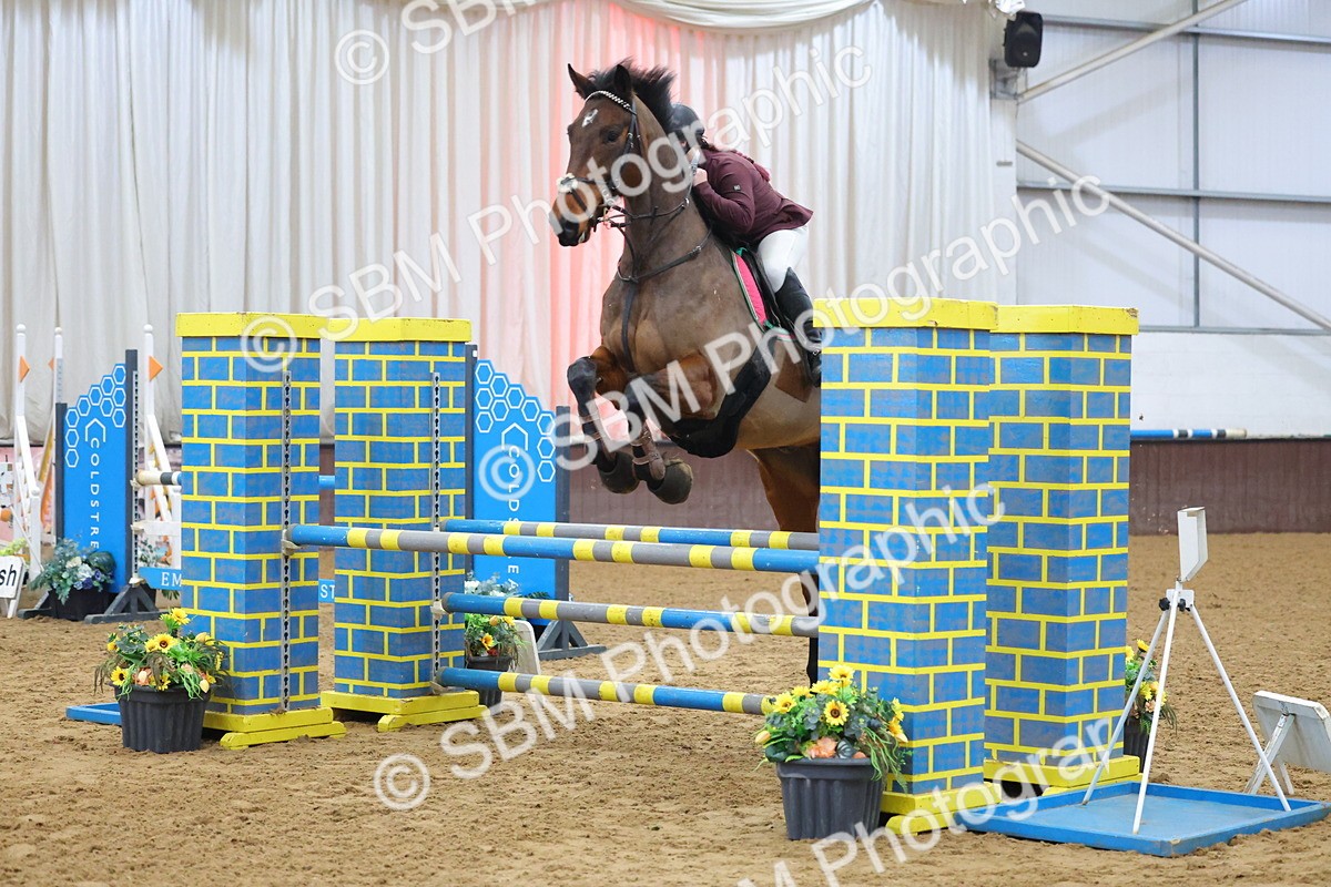 SBM_008342 - Class 21 - Nupafeed Supplements Senior Discovery/ 1m Open - First Round (1.00m)