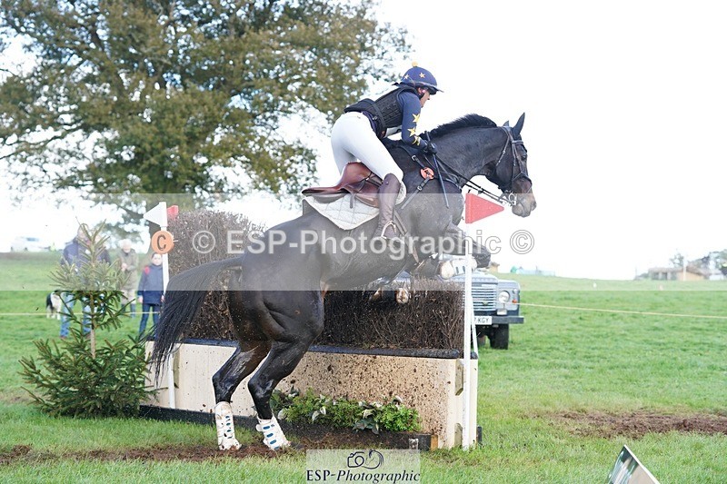 231021-144156-19332 - 473-COUNTING.STARS-Victoria.Newitt-SC+XC